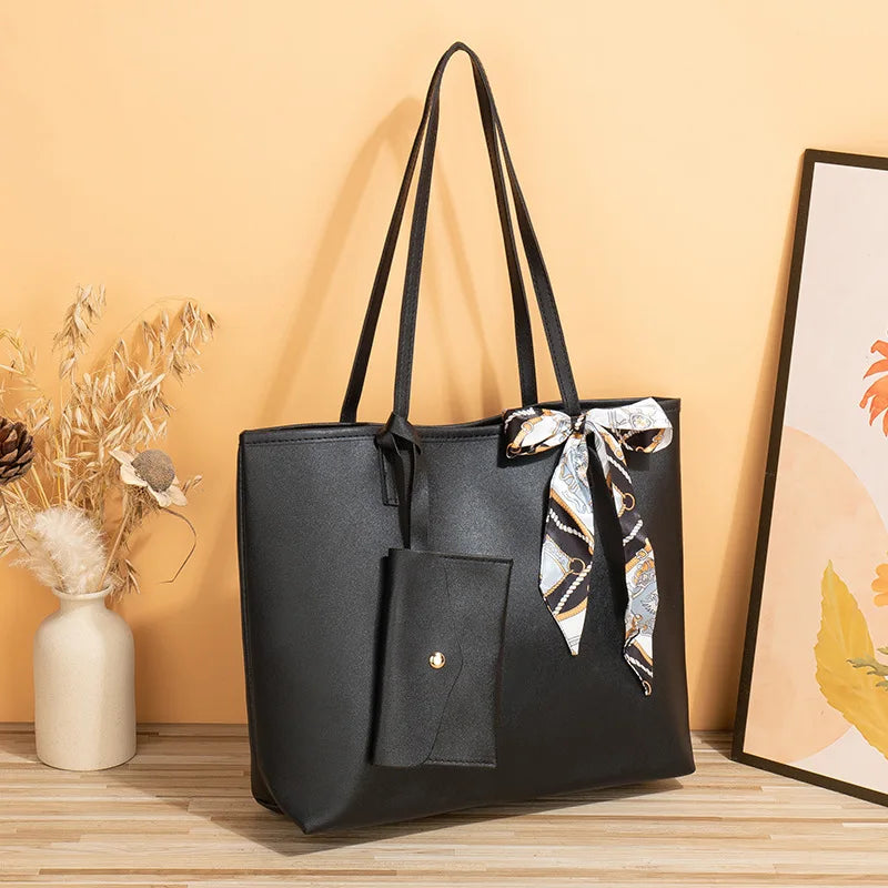 Bolsa de Ombro Feminina - Acolchoado